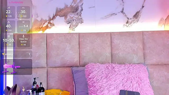 KarolBlanco online show from February 22, 2026, 7:04 pm