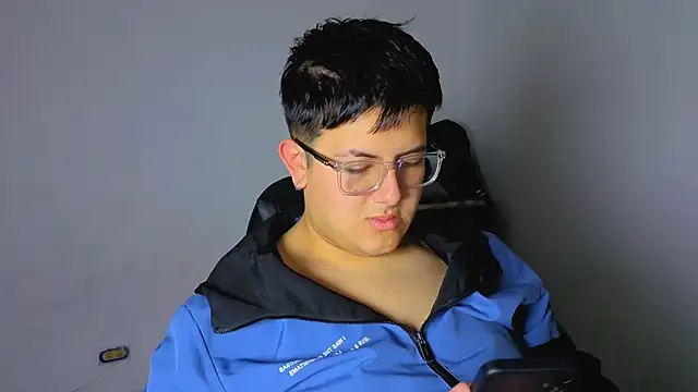 Snapshot of Ryan_Doretti chatting on September 18, 2025, 11:02 am Ryan Doretti online show from September 18, 2025, 11:02 am