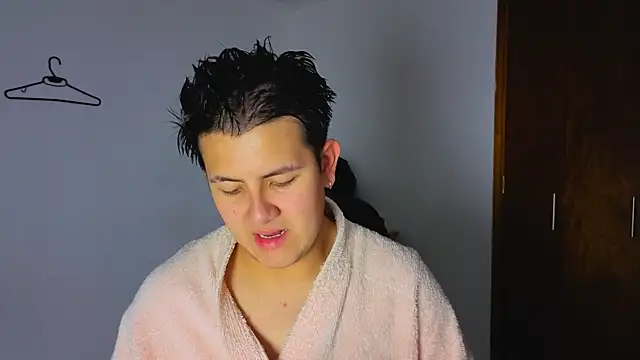 Snapshot of Ryan_Doretti chatting on September 29, 2025, 10:59 pm Ryan Doretti online show from September 29, 2025, 10:59 pm