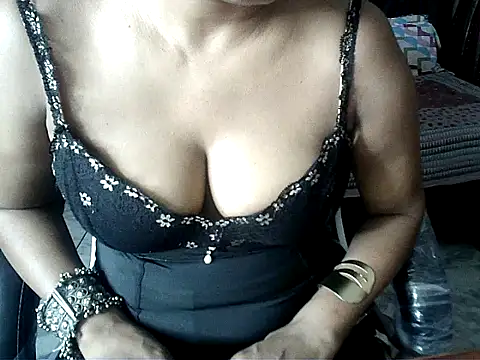 Snapshot of Anaconda-Mall chatting on September 19, 2025, 6:23 pm Anaconda-Mall online show from September 19, 2025, 6:23 pm