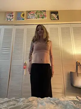 Snapshot of AutumnTides chatting on March 11, 2026, 9:20 pm AutumnTides online show from March 11, 2026, 9:20 pm