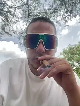 Snapshot of Pablo_EscobarGomez chatting on May 25, 2026, 4:17 pm Pablo EscobarGomez online show from May 25, 2026, 4:17 pm
