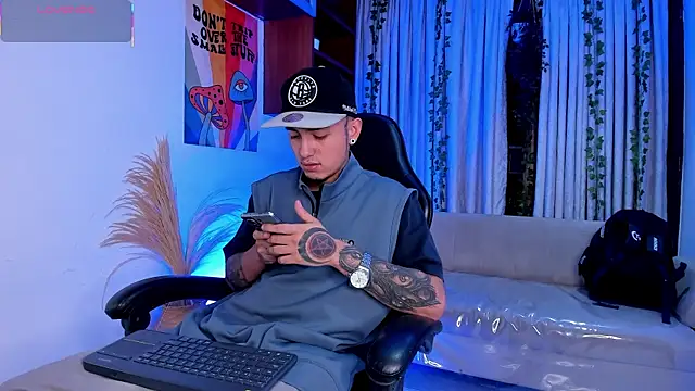 ReyBigx online show from February 26, 2026, 3:39 am