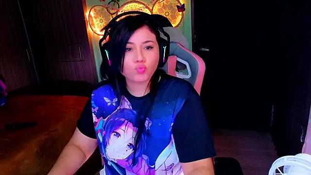 Snapshot of Allison_GAMERS chatting on September 17, 2025, 5:48 pm Allison GAMERS online show from September 17, 2025, 5:48 pm