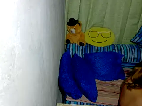 xxloveheart online show from March 10, 2026, 8:57 pm