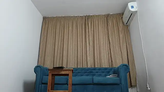 BLOND GOD online show from October 1, 2025, 3:49 pm