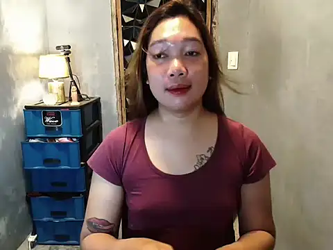 Snapshot of ur_sexymaurice chatting on May 4, 2026, 10:12 pm ur sexymaurice online show from May 4, 2026, 10:12 pm