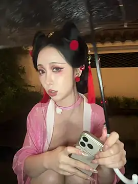 Snapshot of AYW-21 chatting on March 30, 2026, 1:34 pm AYW-21 online show from March 30, 2026, 1:34 pm