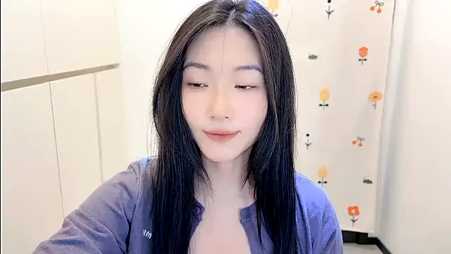 Rosalind xixi online show from November 20, 2025, 9:21 am