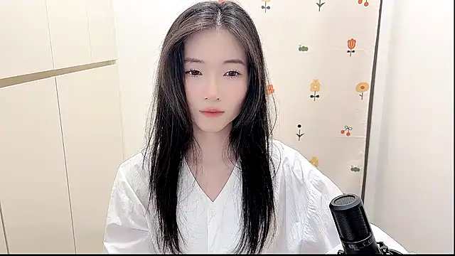 Snapshot of Rosalind_xixi chatting on September 29, 2025, 7:48 am Rosalind xixi online show from September 29, 2025, 7:48 am