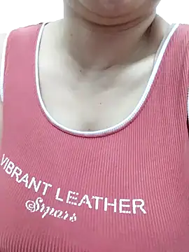 Sex love203 online show from November 19, 2025, 6:24 am