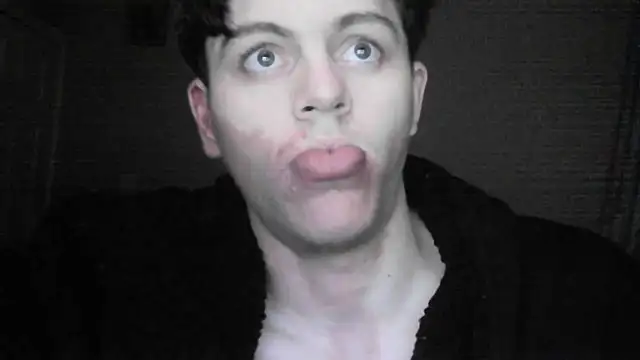 Snapshot of AmMadness chatting on September 18, 2025, 8:12 pm AmMadness online show from September 18, 2025, 8:12 pm