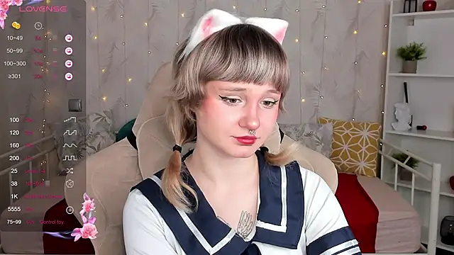 Snapshot of Tori_Cutie chatting on March 19, 2026, 12:10 am Tori Cutie online show from March 19, 2026, 12:10 am