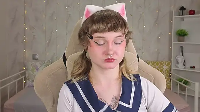 Snapshot of Tori_Cutie chatting on May 15, 2026, 11:14 pm Tori Cutie online show from May 15, 2026, 11:14 pm