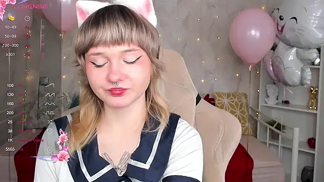 Snapshot of Tori_Cutie chatting on March 29, 2026, 12:12 am Tori Cutie online show from March 29, 2026, 12:12 am