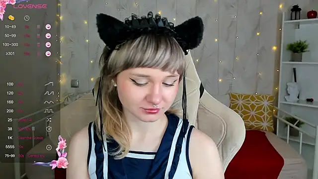 Snapshot of Tori_Cutie chatting on March 8, 2026, 12:05 am Tori Cutie online show from March 8, 2026, 12:05 am