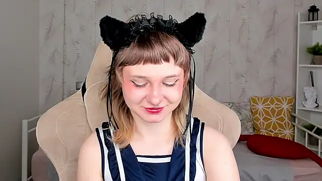 Snapshot of Tori_Cutie chatting on April 12, 2026, 12:03 am Tori Cutie online show from April 12, 2026, 12:03 am