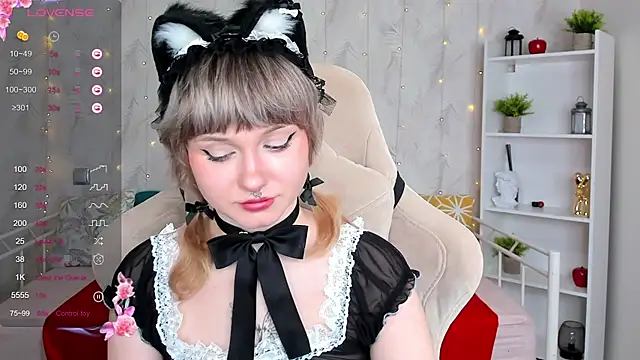 Snapshot of Tori_Cutie chatting on March 11, 2026, 12:04 am Tori Cutie online show from March 11, 2026, 12:04 am