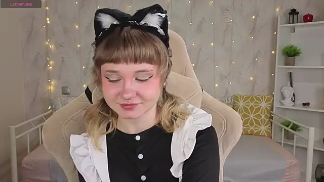Snapshot of Tori_Cutie chatting on May 15, 2026, 12:08 am Tori Cutie online show from May 15, 2026, 12:08 am