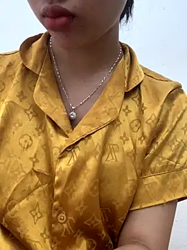 Nguyenha11 online show from November 13, 2025, 7:01 am