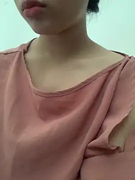 Snapshot of Nguyenha11 chatting on September 15, 2025, 8:26 am Nguyenha11 online show from September 15, 2025, 8:26 am