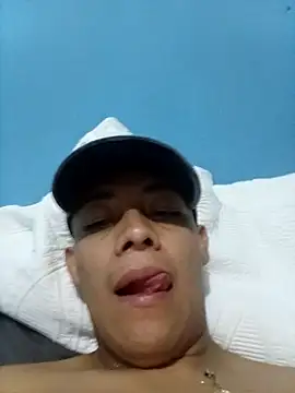 Tupapasiitooo online show from April 7, 2026, 1:40 am