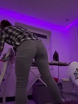 IsabellaEtha online show from October 10, 2025, 10:21 pm