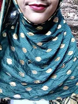 Snapshot of Indian-Aleena chatting on December 2, 2025, 10:06 am Indian-Aleena online show from December 2, 2025, 10:06 am