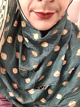 Snapshot of Indian-Aleena chatting on January 7, 2026, 6:07 am Indian-Aleena online show from January 7, 2026, 6:07 am