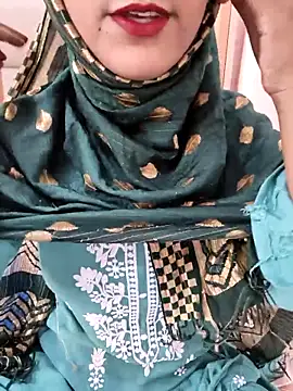 Snapshot of Indian-Aleena chatting on March 31, 2026, 5:53 am Indian-Aleena online show from March 31, 2026, 5:53 am