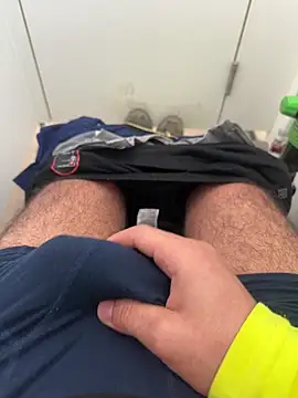 analtake13 online show from December 3, 2025, 9:53 am