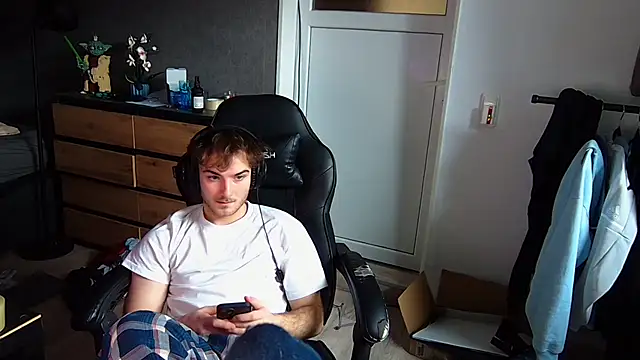 Rudi2007Eye online show from February 12, 2026, 9:42 am