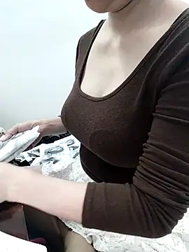 Snapshot of Linh_linh01 chatting on January 19, 2026, 3:10 am Linh linh01 online show from January 19, 2026, 3:10 am