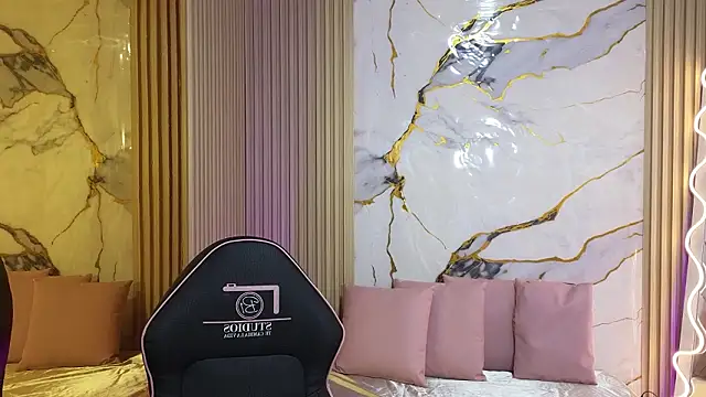 Snapshot of Lexy_tay chatting on February 12, 2026, 11:43 am Lexy tay online show from February 12, 2026, 11:43 am