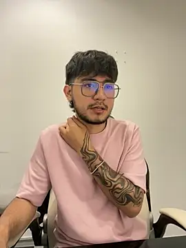 DanteRushh online show from October 15, 2025, 12:13 pm