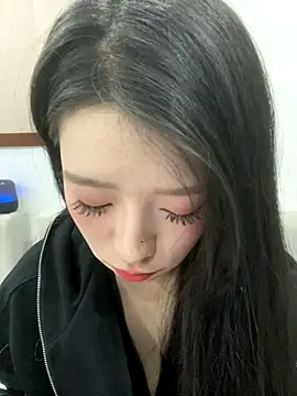 Snapshot of yuanyuanzi99 chatting on October 23, 2025, 10:14 am yuanyuanzi99 online show from October 23, 2025, 10:14 am