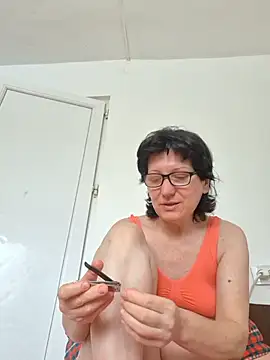 Snapshot of Vera_Elle chatting on February 22, 2026, 7:44 am Vera Elle online show from February 22, 2026, 7:44 am