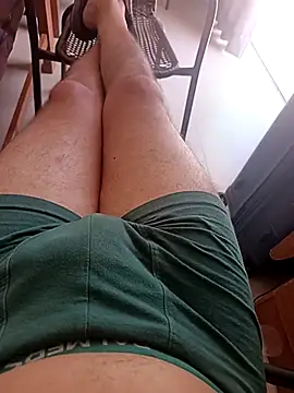 Hugopingonasa2024 online show from April 2, 2026, 4:02 pm