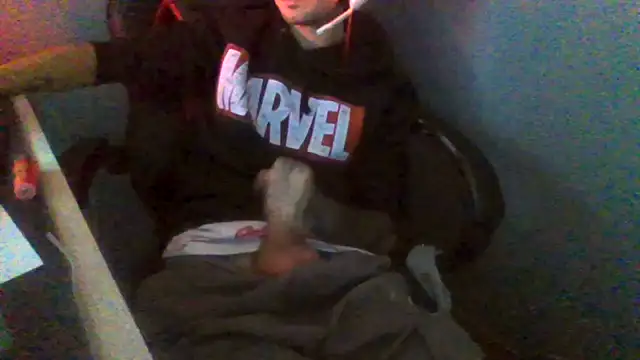 Snapshot of Dikklauss chatting on October 1, 2025, 5:06 pm Dikklauss online show from October 1, 2025, 5:06 pm