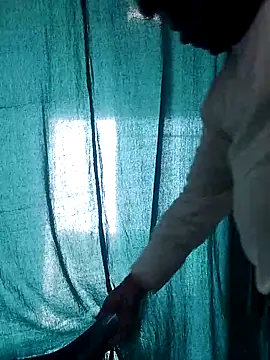 hunk28 6 online show from November 13, 2025, 6:39 am