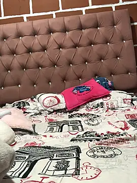 Rachellcooperrr online show from May 29, 2026, 1:11 am