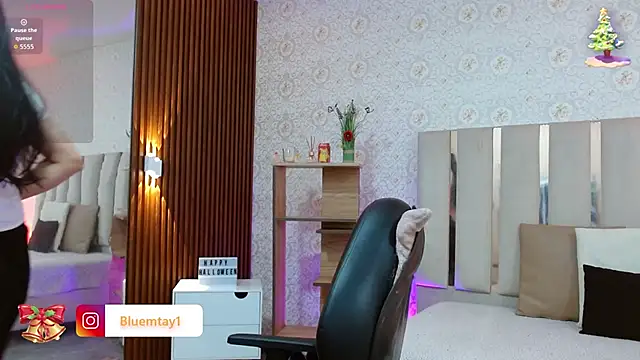 BLUE TAY1 online show from November 10, 2025, 12:43 pm