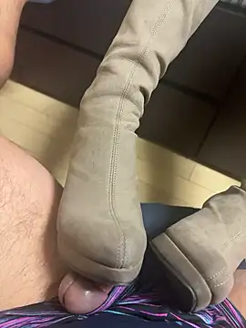 shell215 online show from January 13, 2026, 2:32 pm