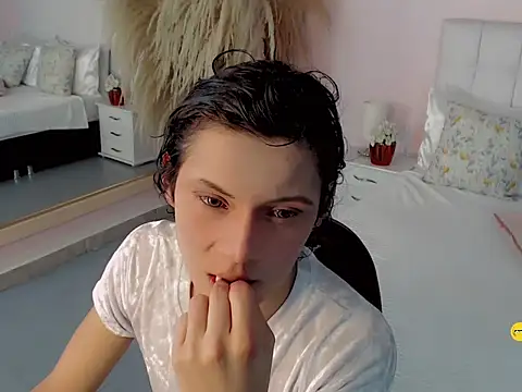 Snapshot of nathalialoes1 chatting on October 4, 2025, 7:15 pm nathalialoes1 online show from October 4, 2025, 7:15 pm