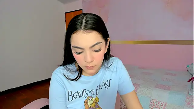 milk candy18 online show from October 7, 2025, 12:28 pm