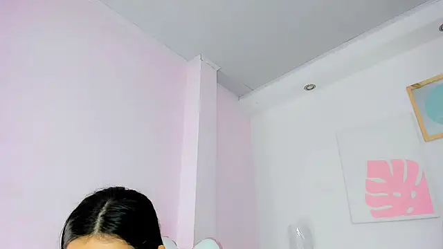 milk candy18 online show from December 2, 2025, 11:01 am