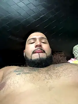 Snapshot of Carlosleon9797 chatting on November 4, 2025, 8:29 am Carlosleon9797 online show from November 4, 2025, 8:29 am