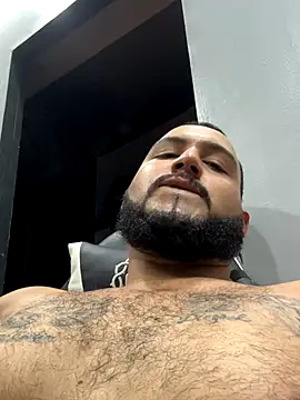 Snapshot of Carlosleon9797 chatting on September 25, 2025, 4:18 am Carlosleon9797 online show from September 25, 2025, 4:18 am