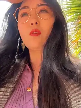 xtt1689999 online show from April 4, 2026, 4:08 am