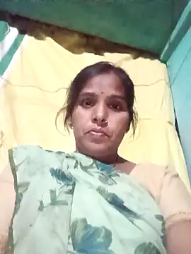 Snapshot of Cut_rajbati chatting on November 16, 2025, 2:22 pm Cut rajbati online show from November 16, 2025, 2:22 pm